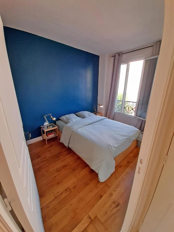 Tres Beau 2P Avec Vaste Sejour Ensoleille - A 50 M Du Metro Du Marche Et De La Mairie Apartment Clichy Exterior photo